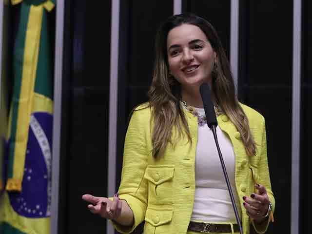 Alessandra Haber