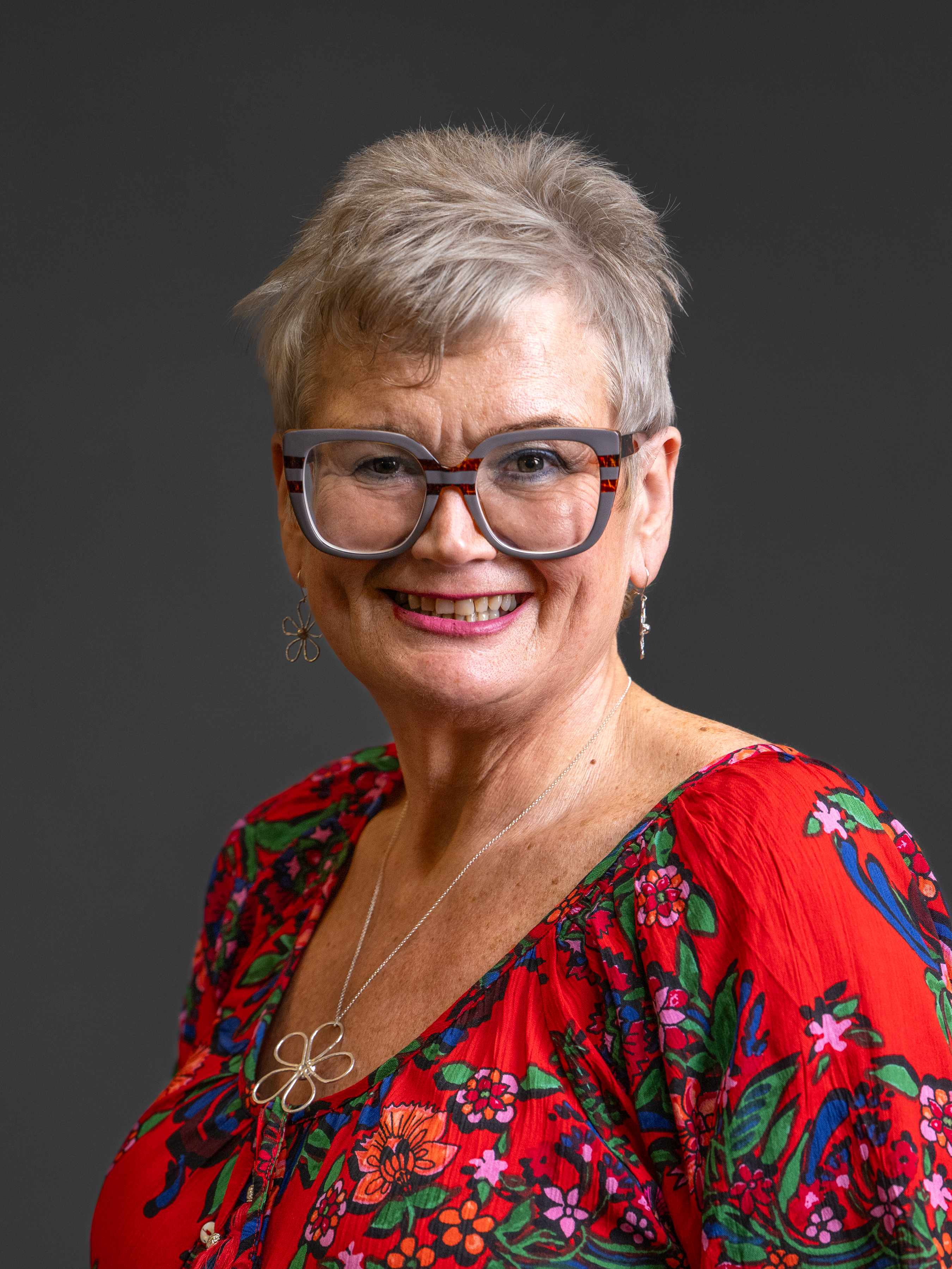 Carolyn Harris