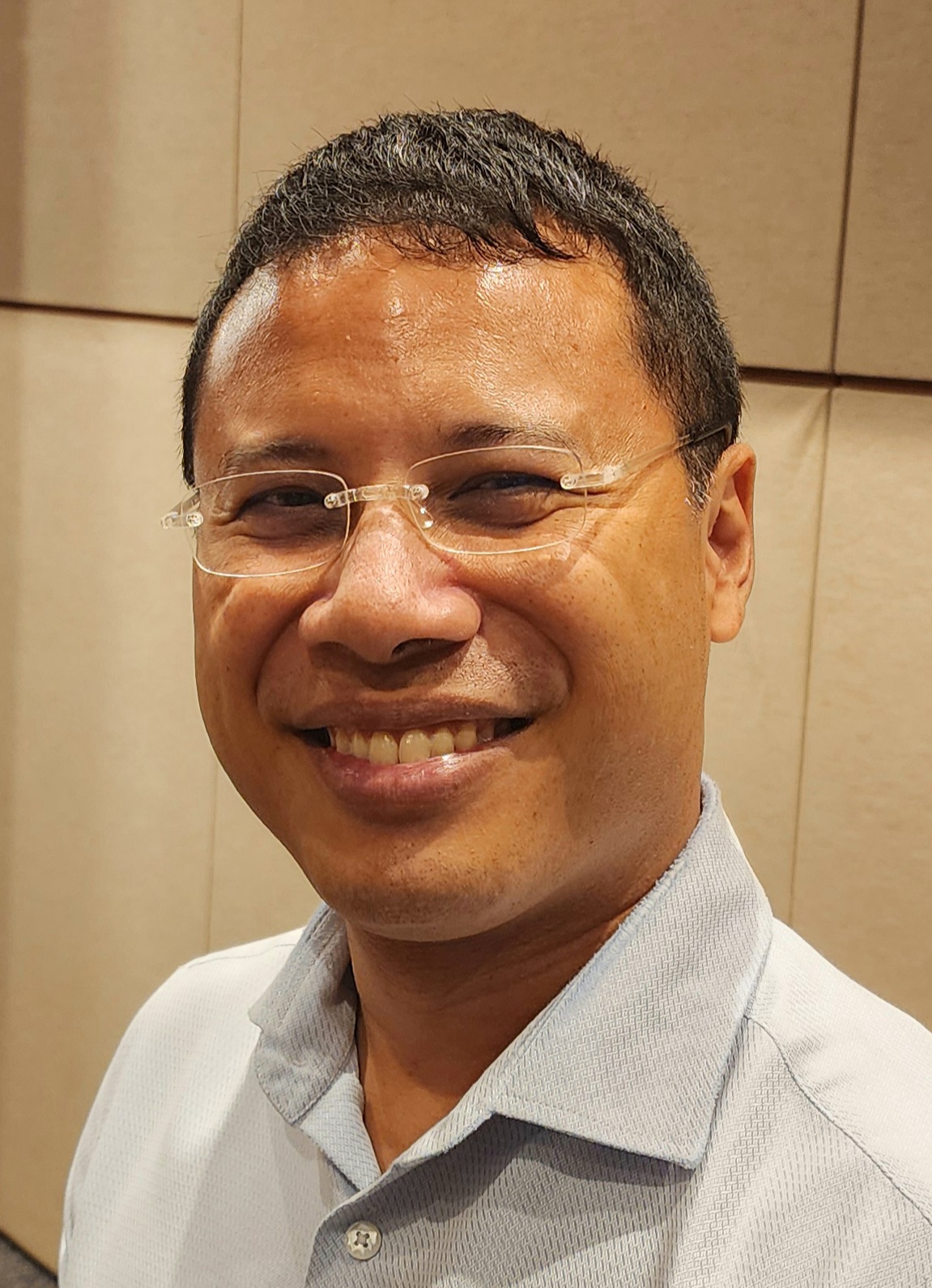 Desmond Lee