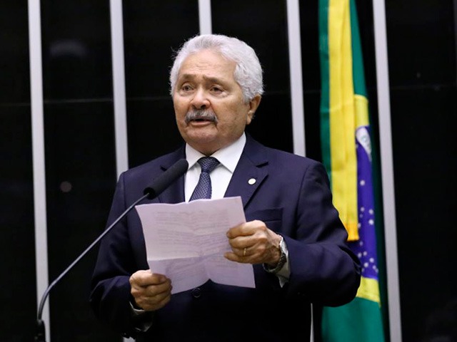 Elmano Férrer