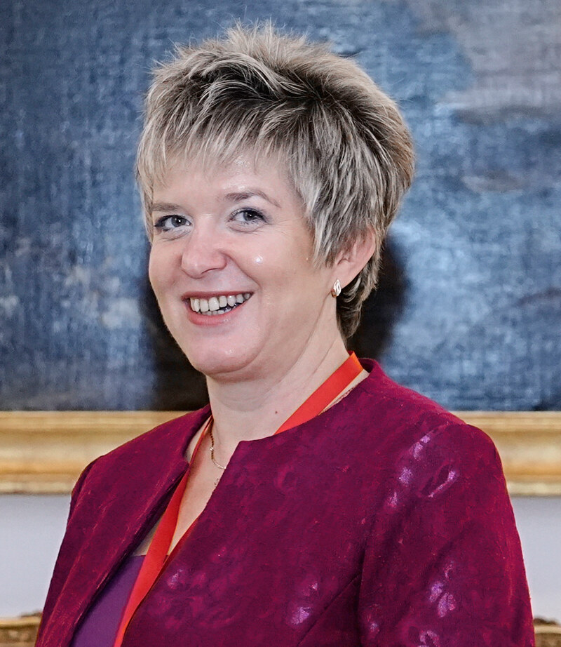 Elvira Kovács