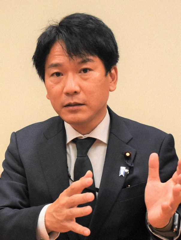 池下卓