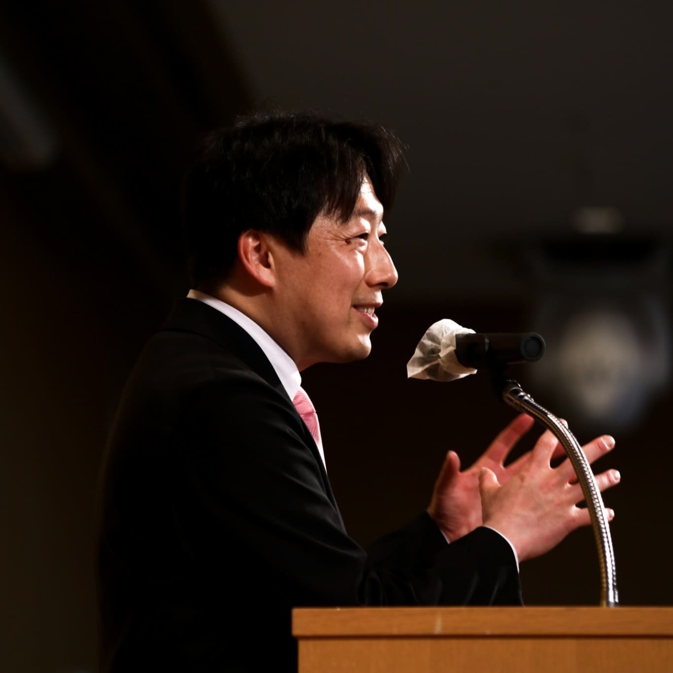 内山航