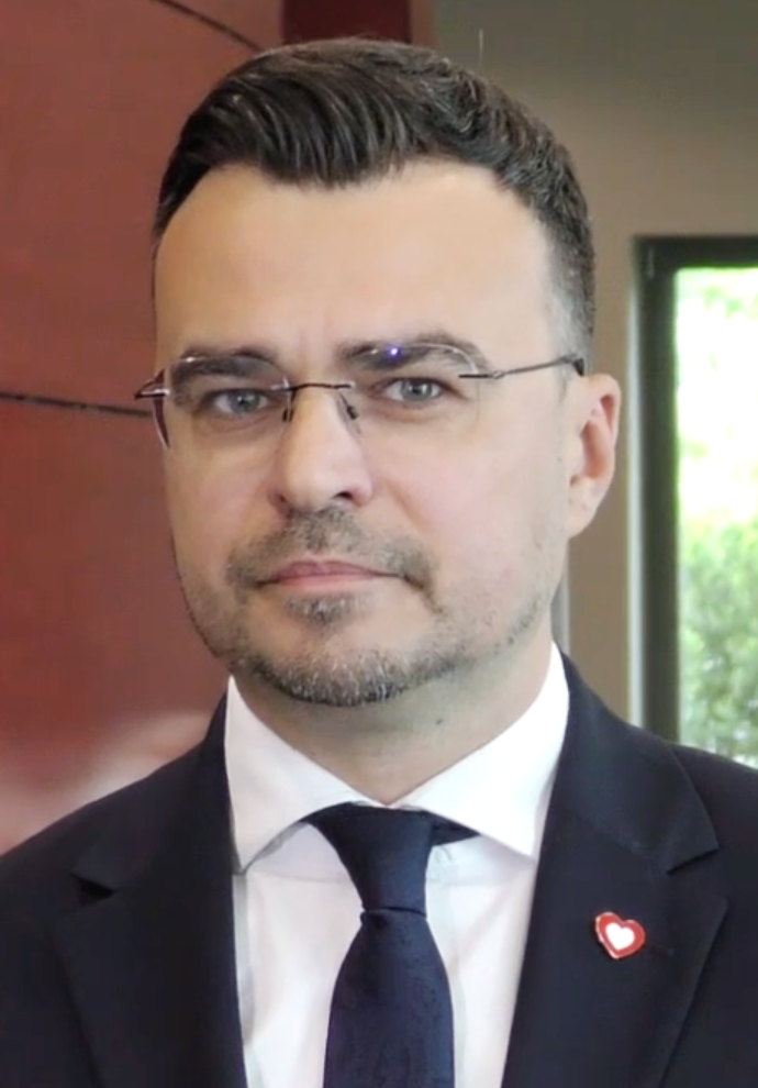 Maciej Wróbel