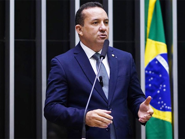 Pastor Diniz