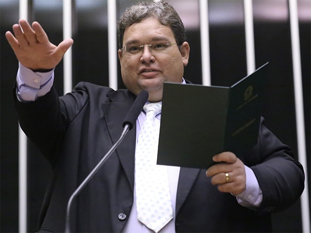 Vanderlan Alves