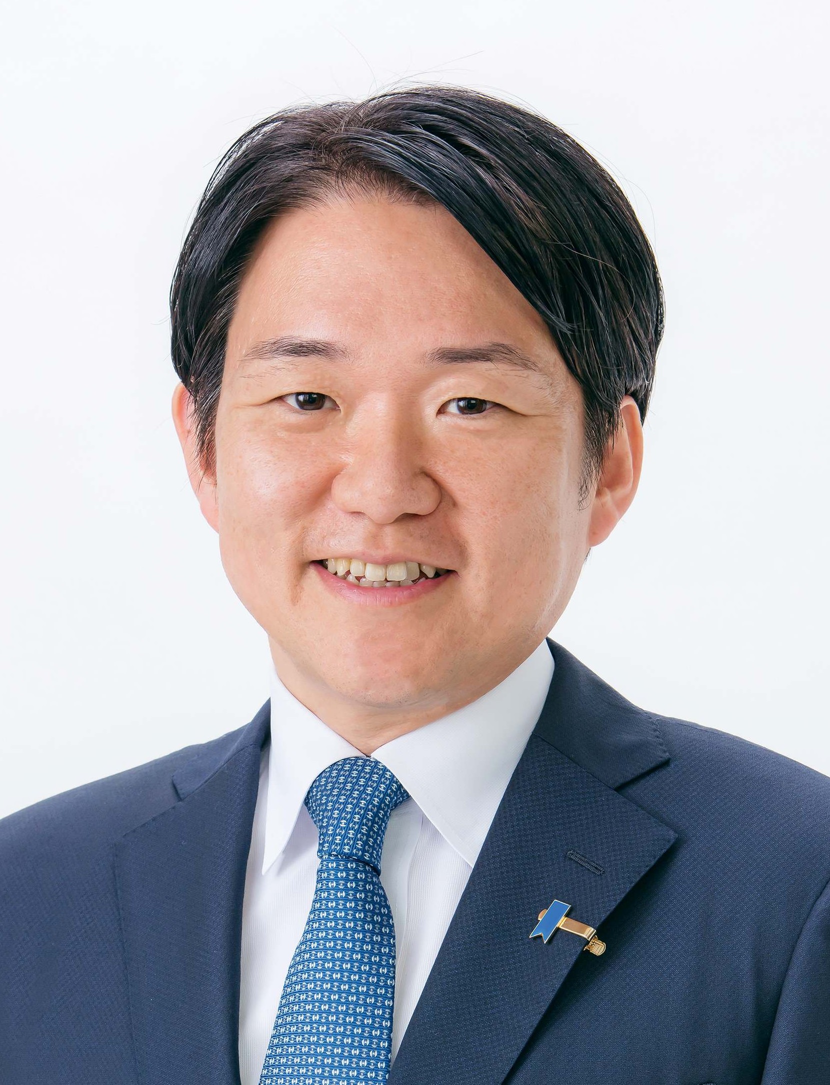 山下雄平